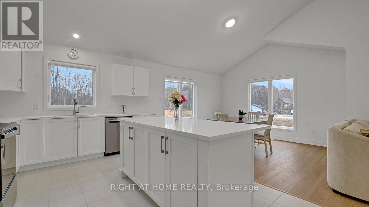 268 Boyds Road, Lanark Highlands, Ontario  K7C 0C5 - Photo 20 - X12995758