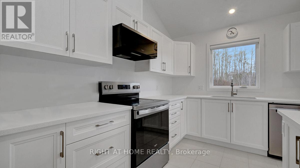 268 Boyds Road, Lanark Highlands, Ontario  K7C 0C5 - Photo 24 - X12995758