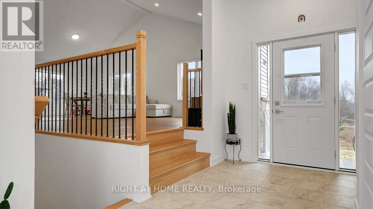 268 Boyds Road, Lanark Highlands, Ontario  K7C 0C5 - Photo 6 - X12995758