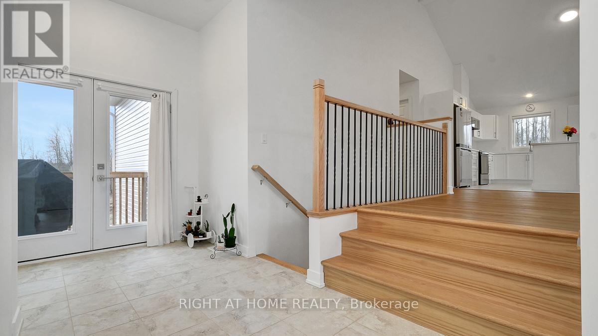 268 Boyds Road, Lanark Highlands, Ontario  K7C 0C5 - Photo 7 - X12995758