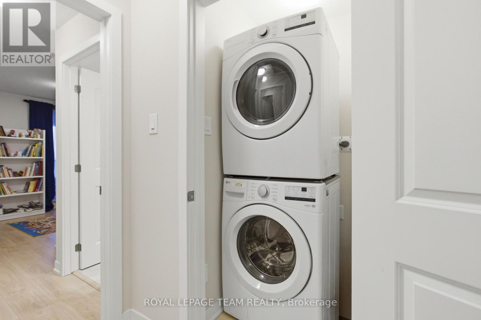 918 Parnian Private, Ottawa, Ontario K2J 7K6 - Photo 16 - X12995762