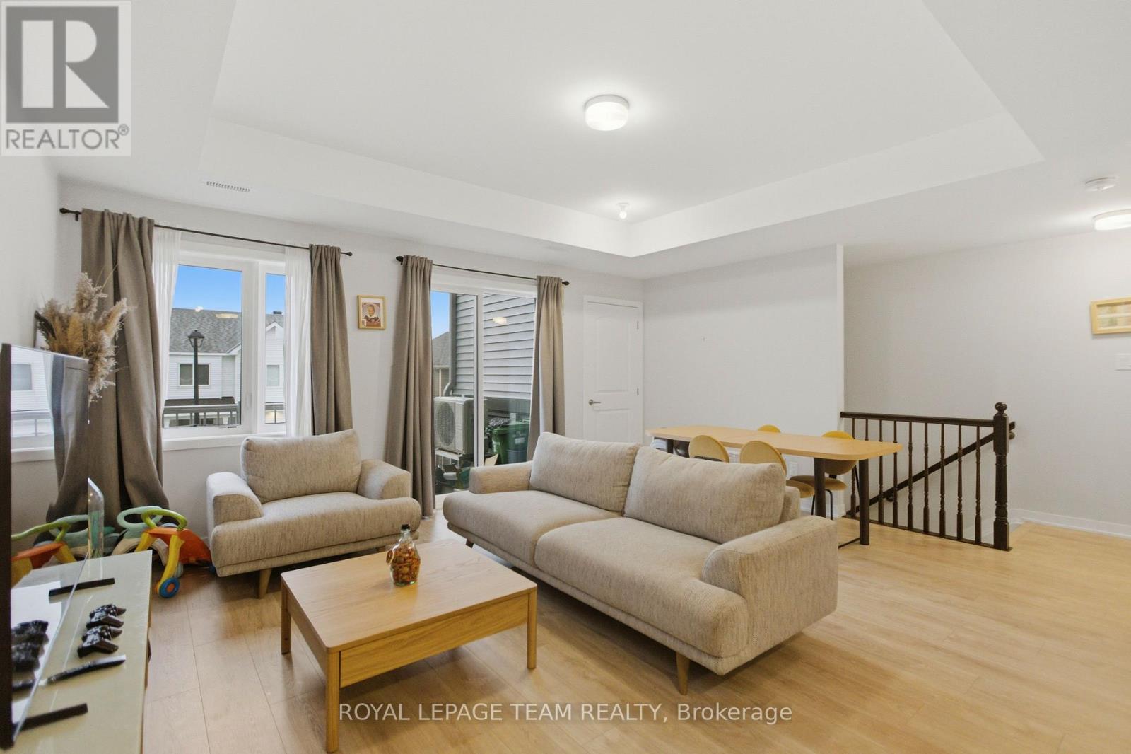 918 Parnian Private, Ottawa, Ontario K2J 7K6 - Photo 5 - X12995762