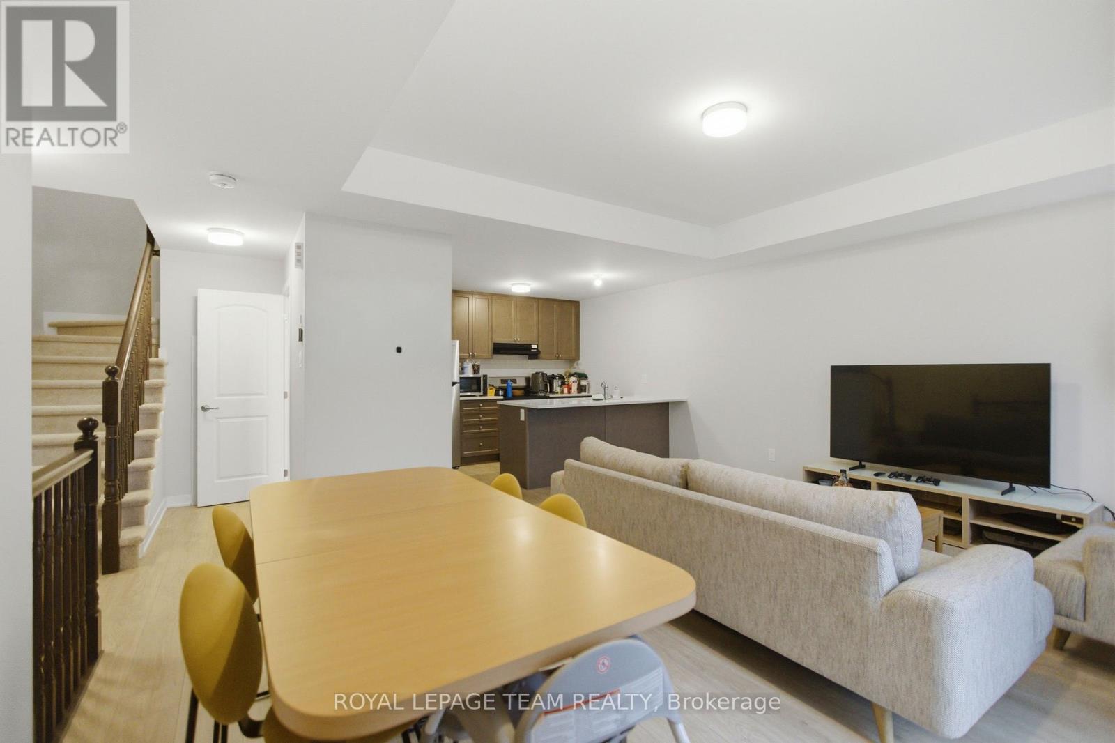 918 Parnian Private, Ottawa, Ontario K2J 7K6 - Photo 7 - X12995762