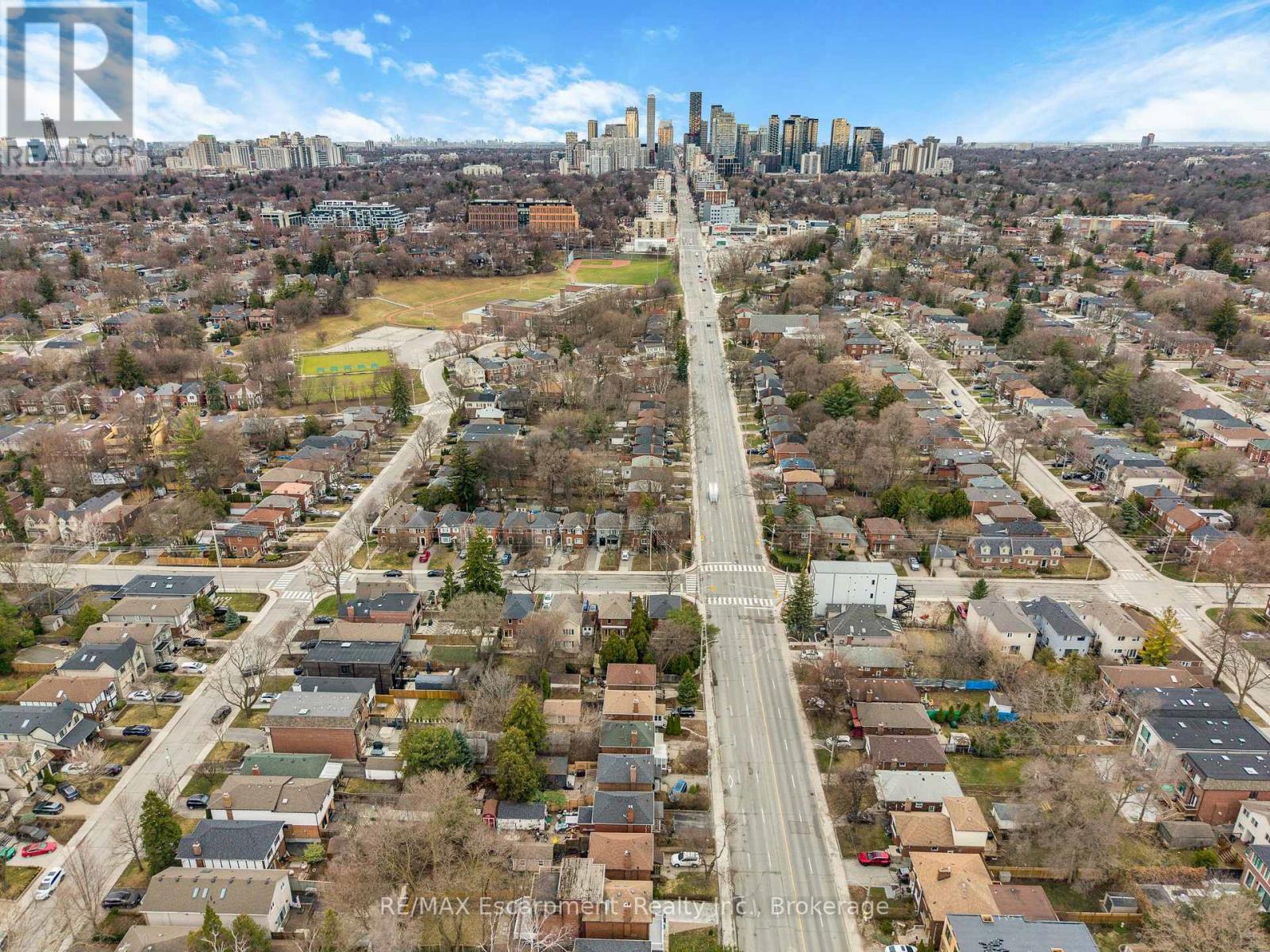 751 Eglinton Avenue E, Toronto, Ontario  M4G 2K8 - Photo 7 - C12995484