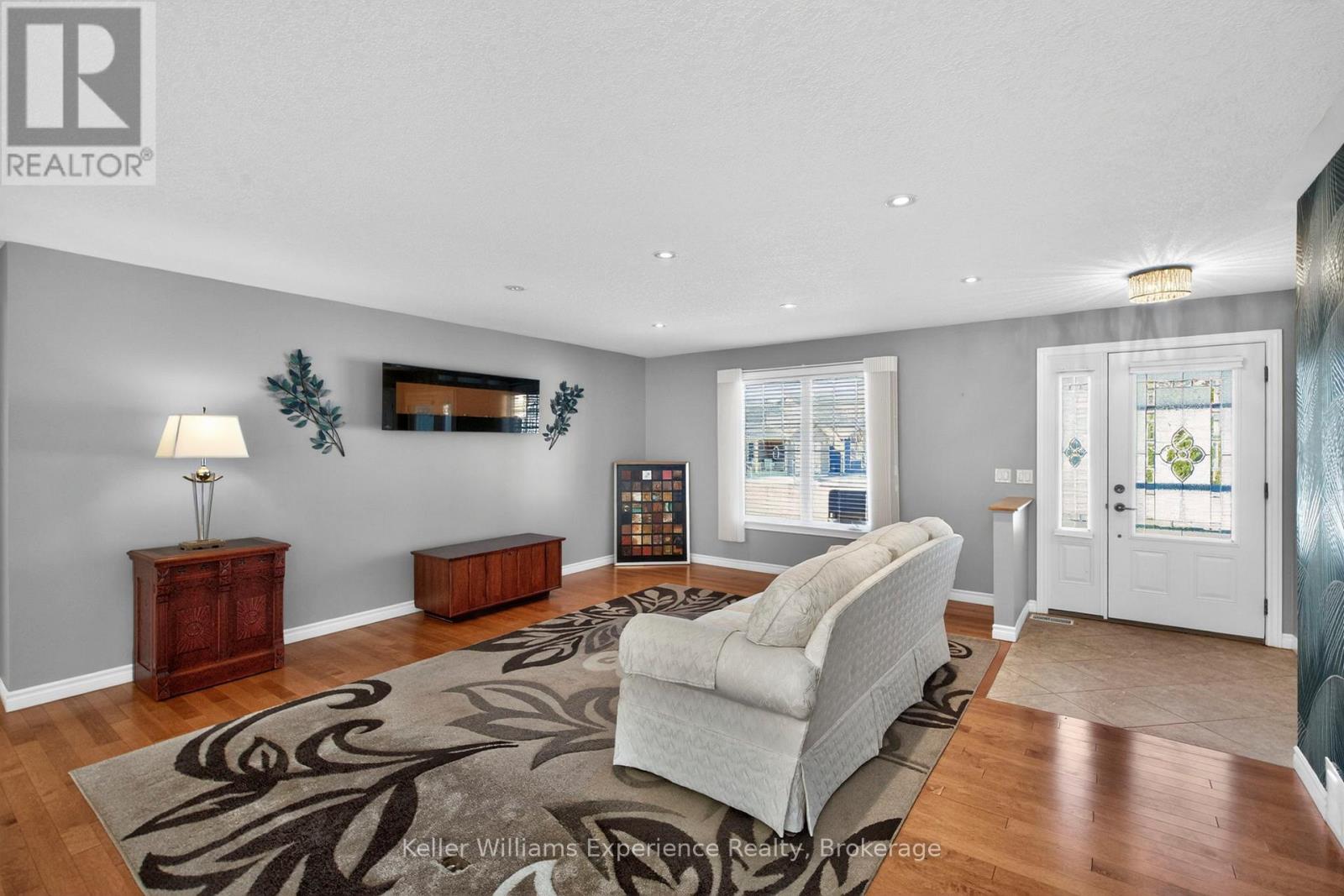 1 Gidley Court, Penetanguishene, Ontario  L9M 0A7 - Photo 13 - S12995722