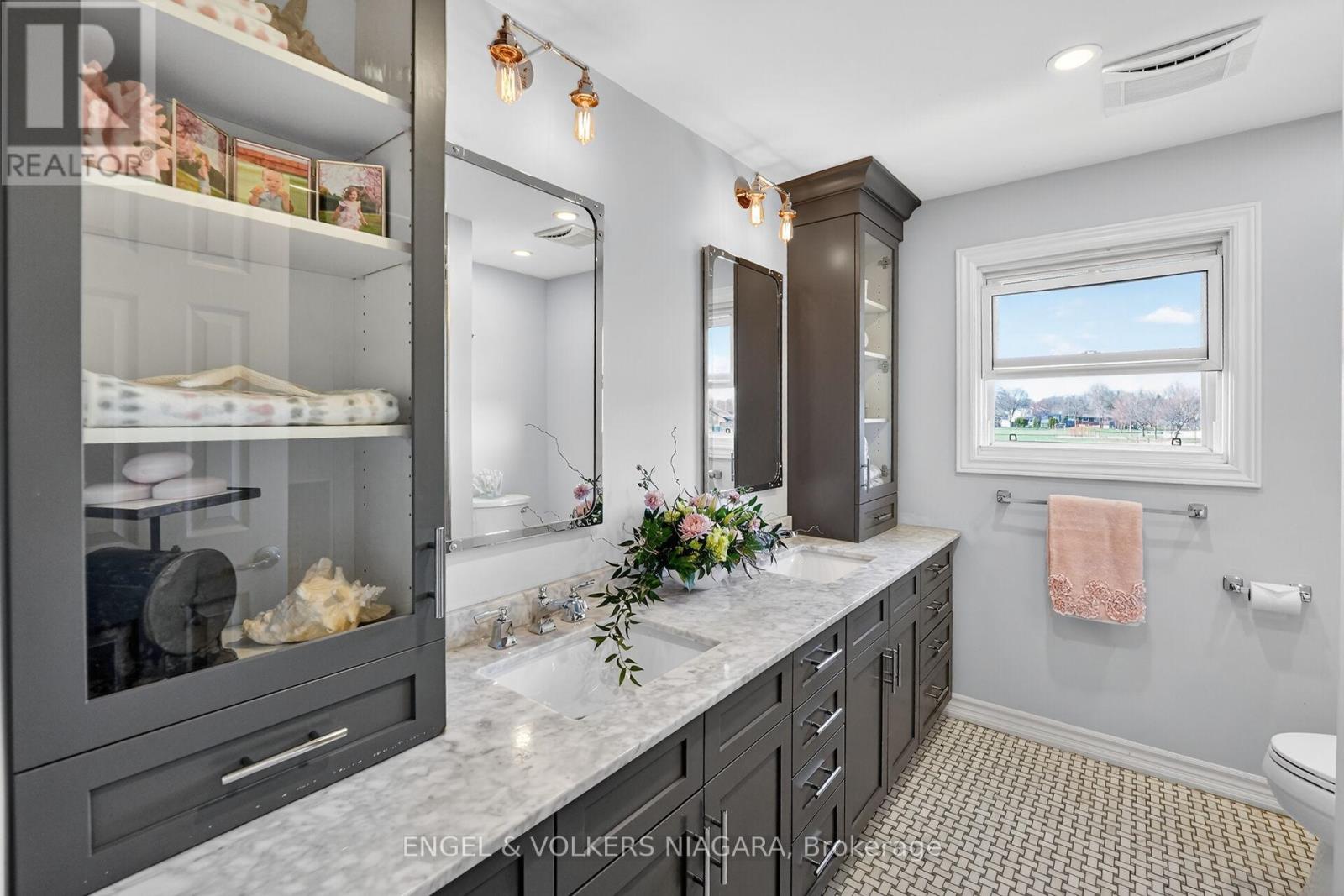 6965 Glengowan Crescent, Niagara Falls, Ontario  L2J 3R7 - Photo 23 - X12995502