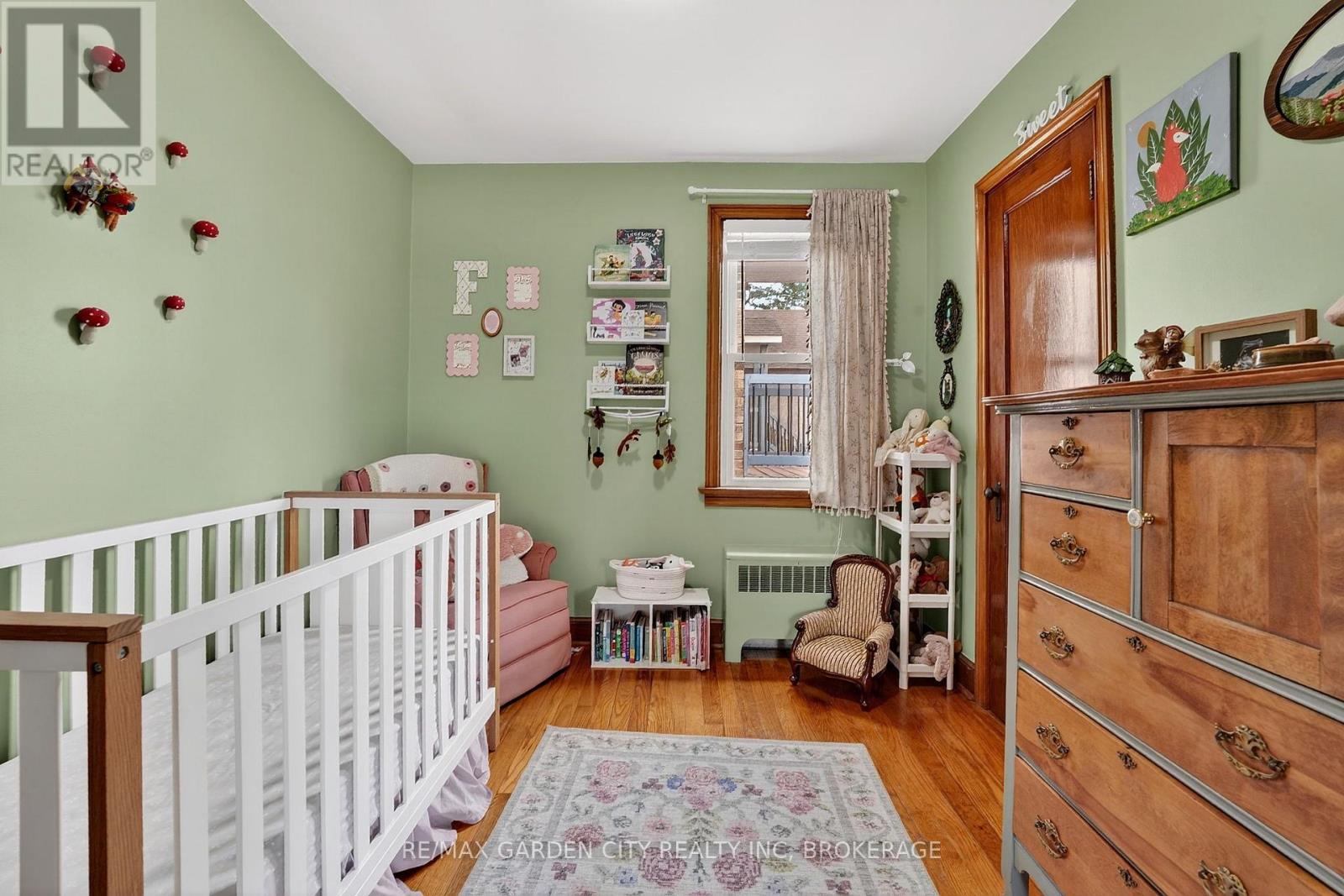 56 Margery Avenue, St. Catharines, Ontario  L2R 6J8 - Photo 14 - X12995628