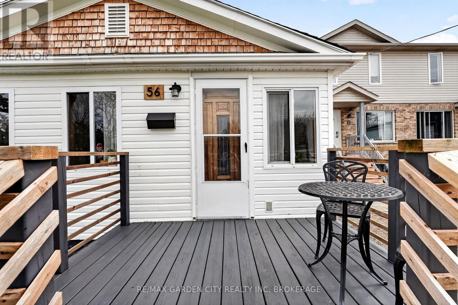 56 Margery Avenue, St. Catharines, Ontario  L2R 6J8 - Photo 3 - X12995628