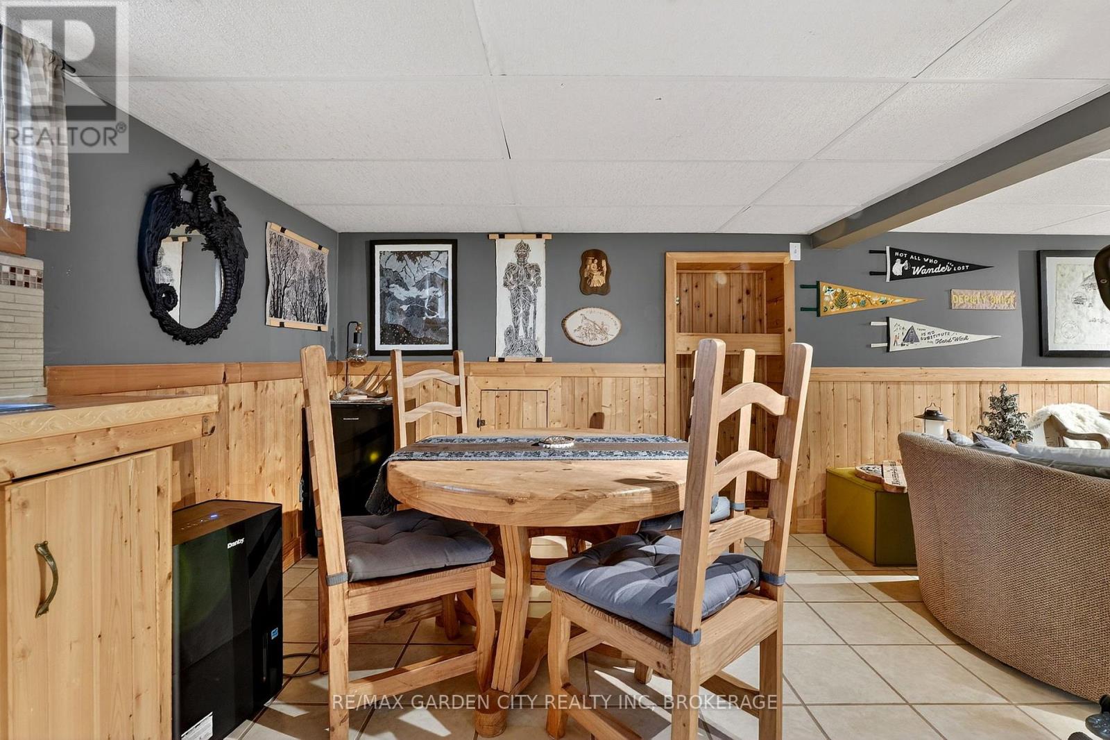 56 Margery Avenue, St. Catharines, Ontario  L2R 6J8 - Photo 35 - X12995628