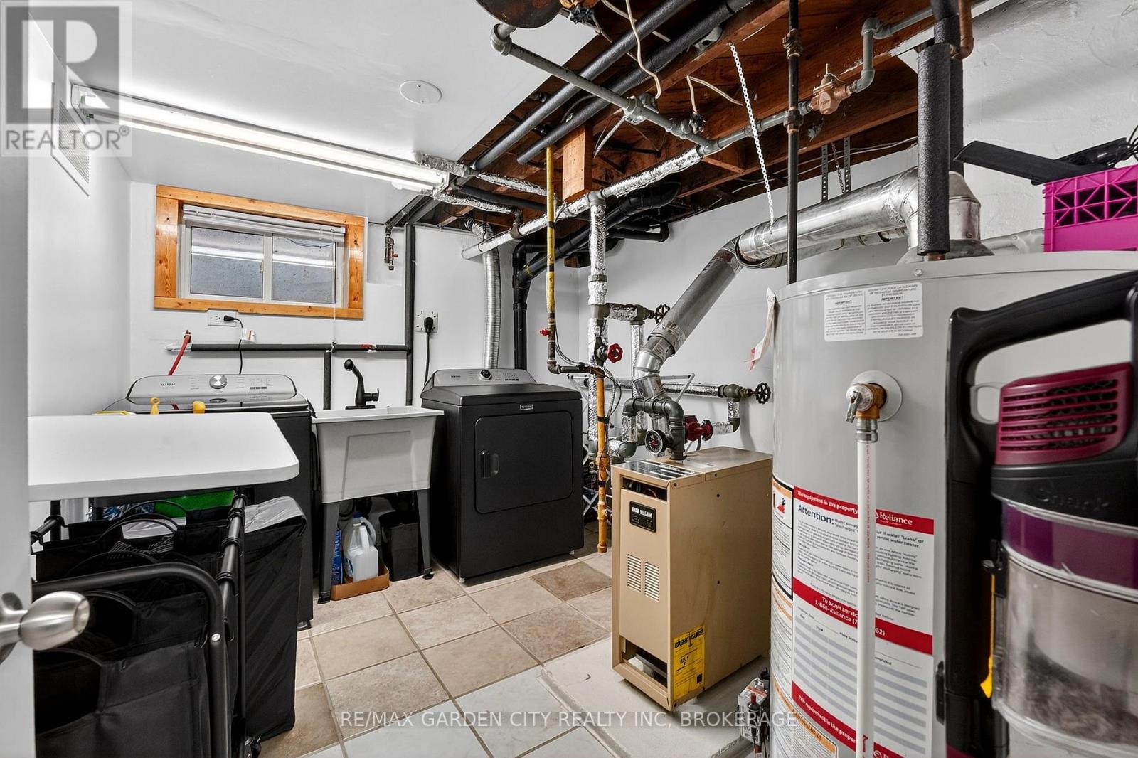 56 Margery Avenue, St. Catharines, Ontario  L2R 6J8 - Photo 39 - X12995628