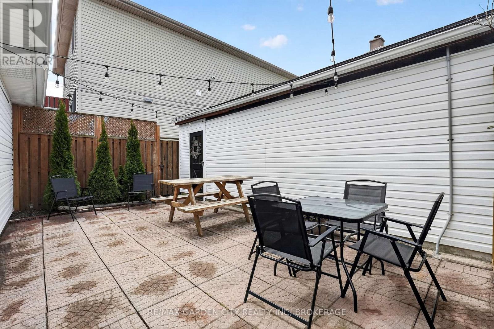 56 Margery Avenue, St. Catharines, Ontario  L2R 6J8 - Photo 41 - X12995628