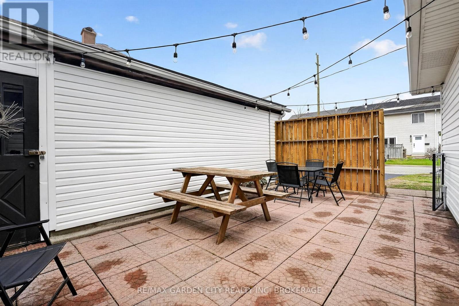 56 Margery Avenue, St. Catharines, Ontario  L2R 6J8 - Photo 43 - X12995628