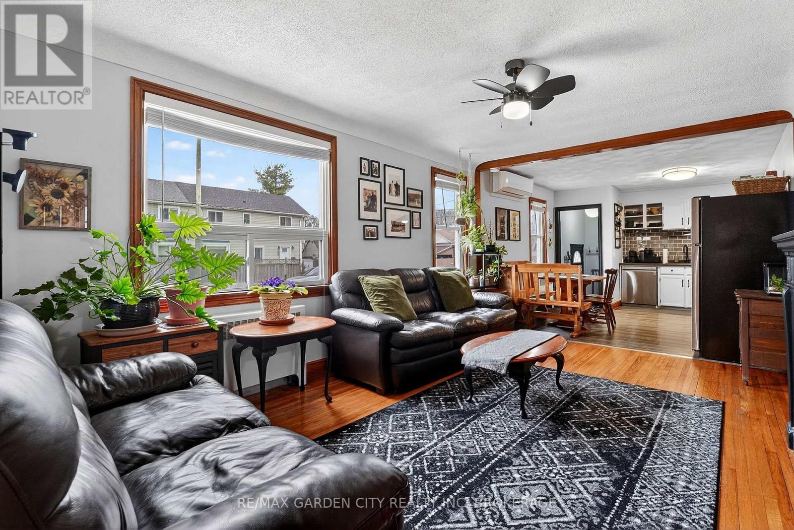 56 Margery Avenue, St. Catharines, Ontario  L2R 6J8 - Photo 8 - X12995628