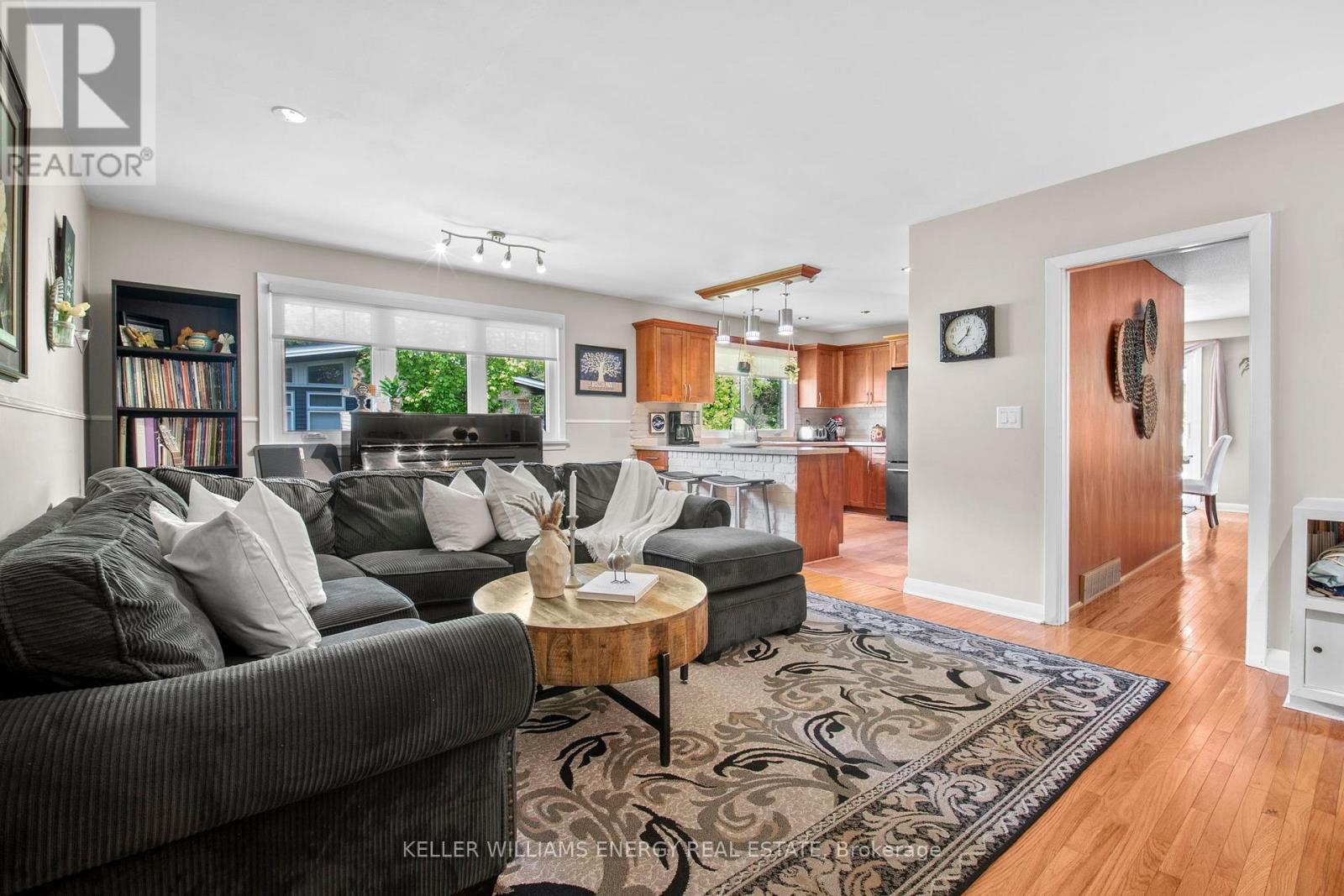 833 Glenmanor Drive, Oshawa, Ontario  L1J 5A6 - Photo 10 - E12970236