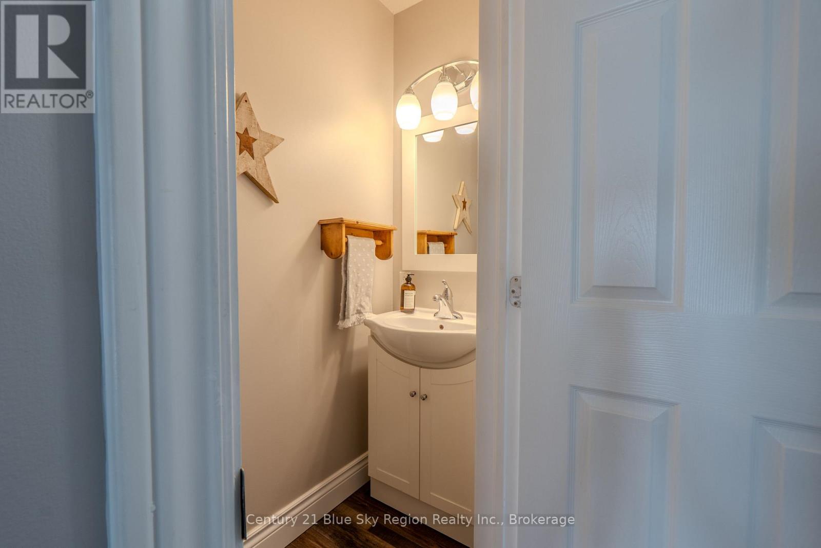 35 Chateau Terrace, West Nipissing, Ontario  P2B 1X6 - Photo 18 - X12995536