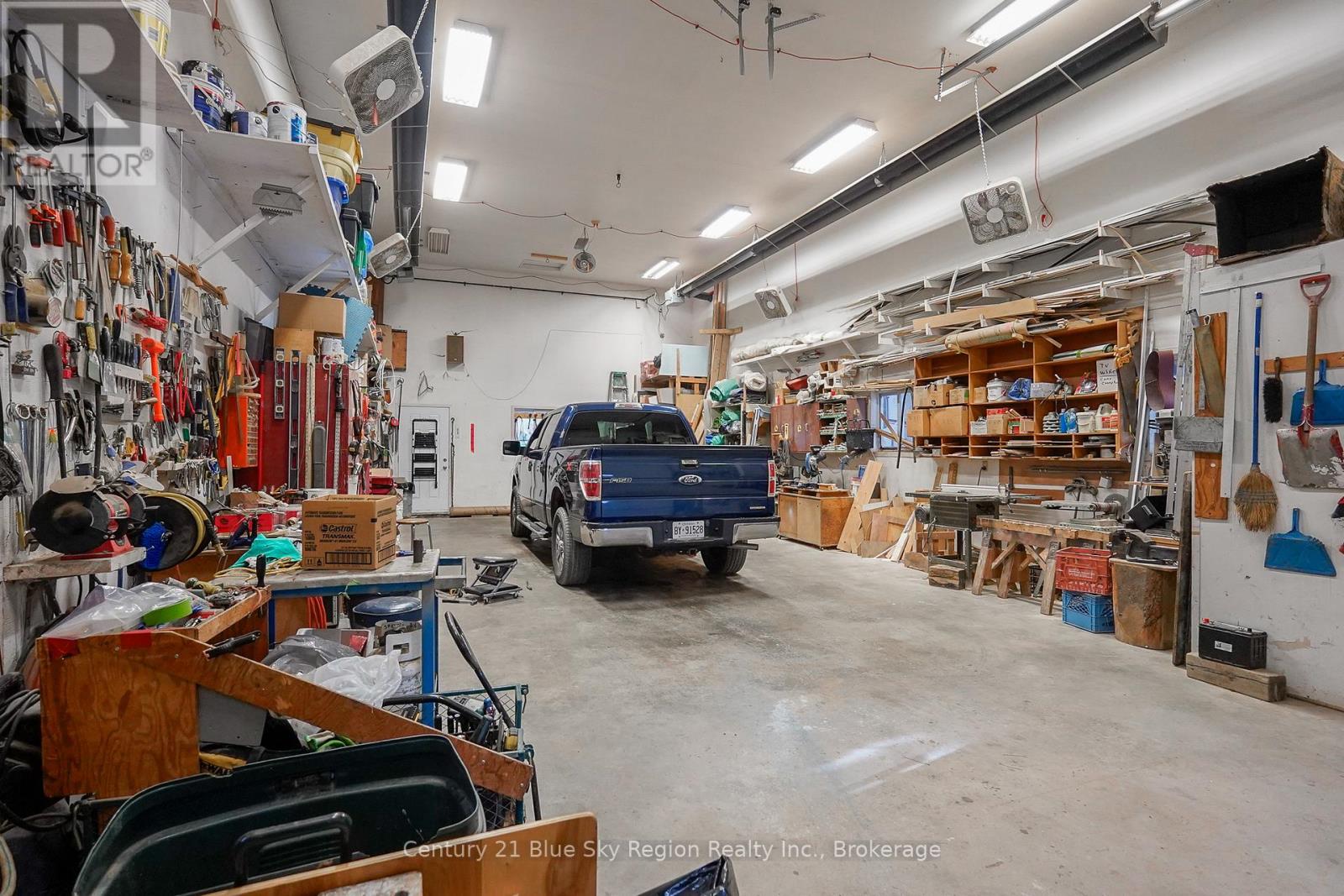 592 Genesee Lake Road, Powassan, Ontario  P0H 1Z0 - Photo 14 - X12995586