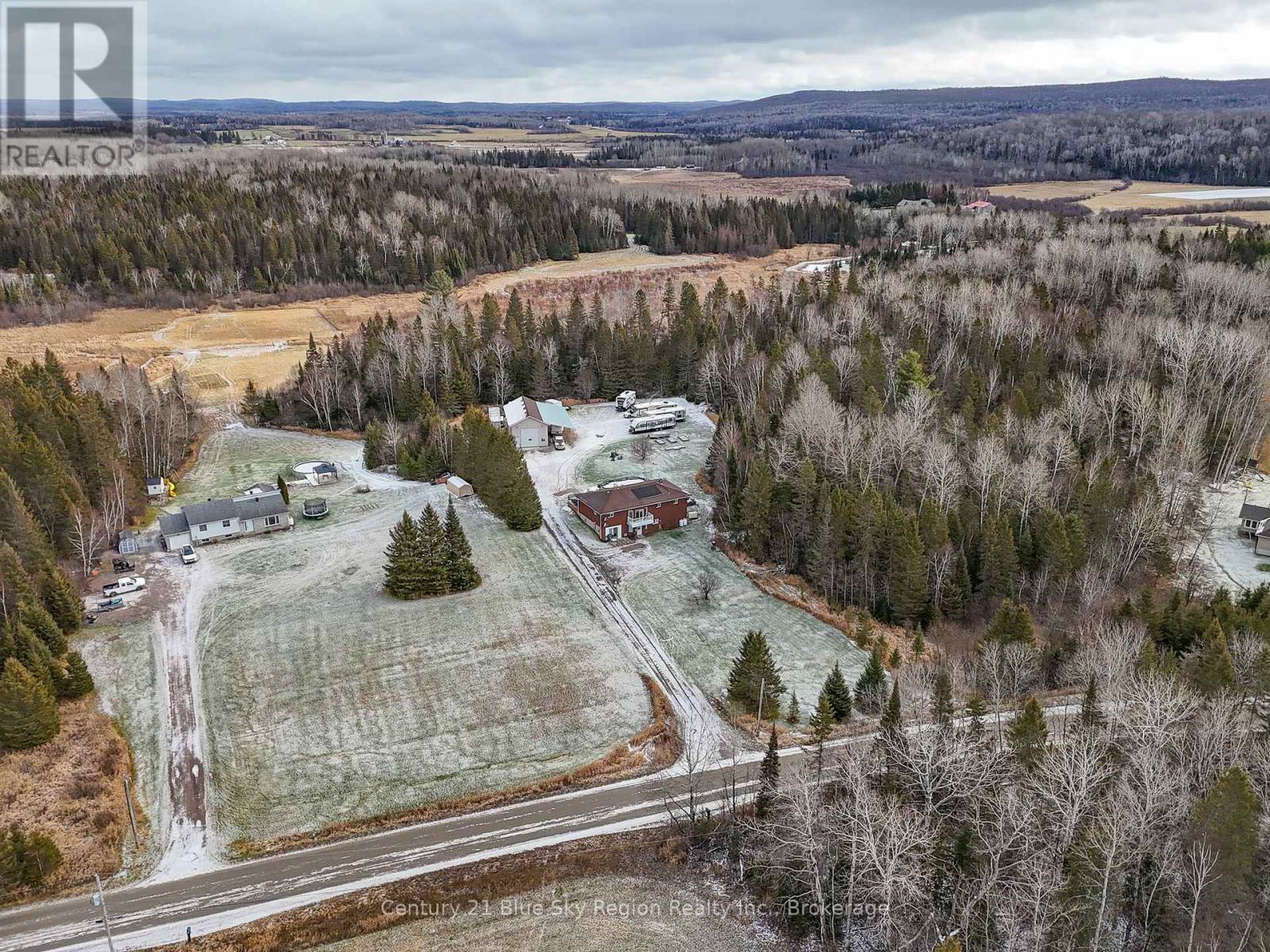 592 Genesee Lake Road, Powassan, Ontario  P0H 1Z0 - Photo 18 - X12995586