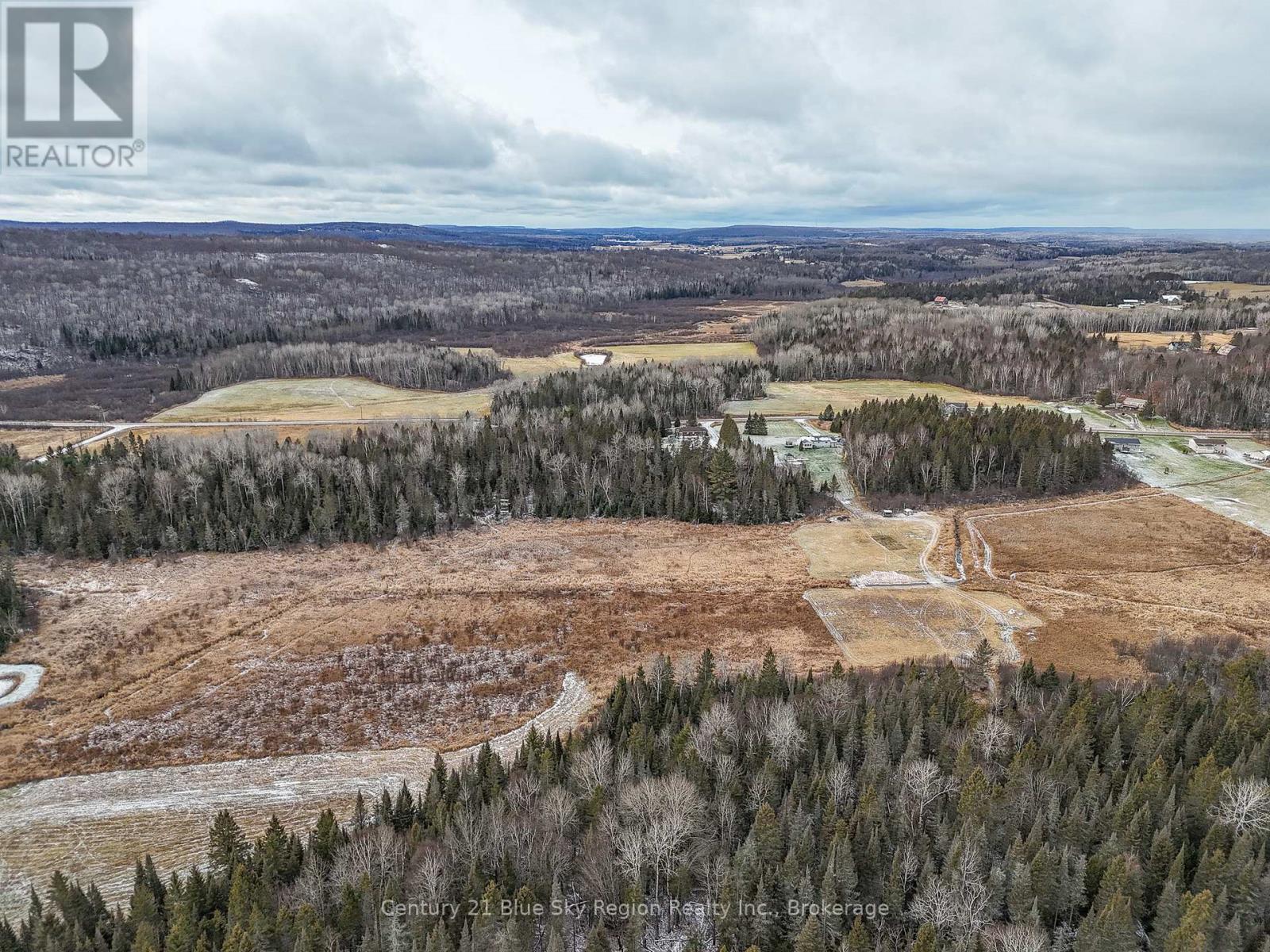 592 Genesee Lake Road, Powassan, Ontario  P0H 1Z0 - Photo 19 - X12995586