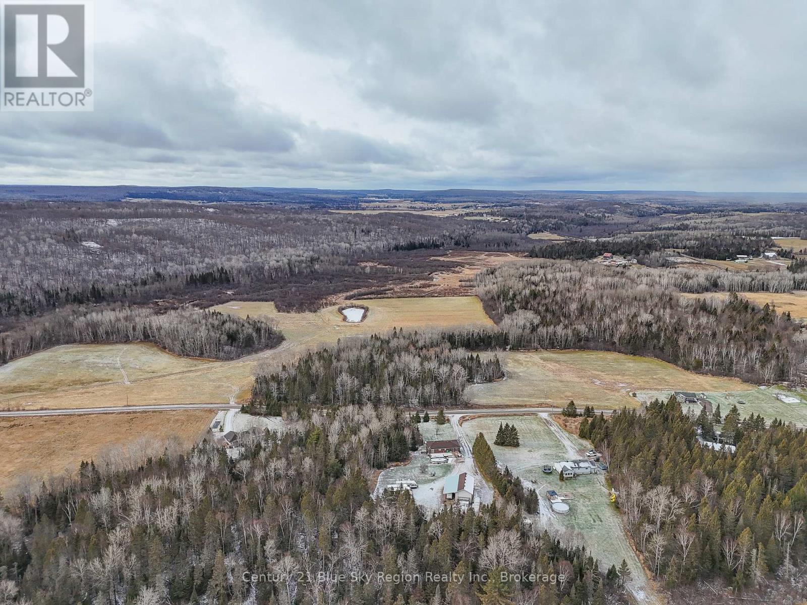 592 Genesee Lake Road, Powassan, Ontario  P0H 1Z0 - Photo 20 - X12995586