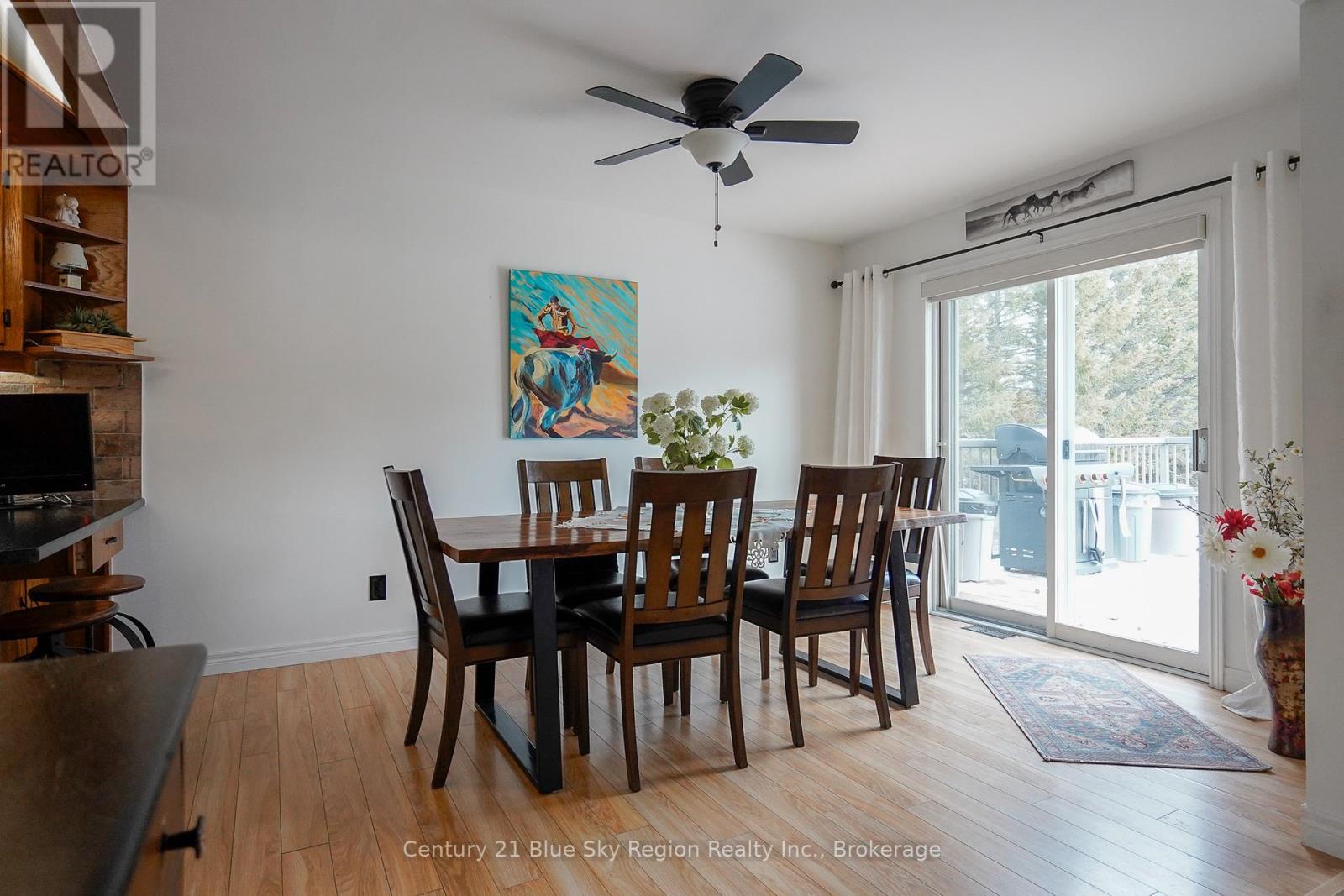 592 Genesee Lake Road, Powassan, Ontario  P0H 1Z0 - Photo 28 - X12995586