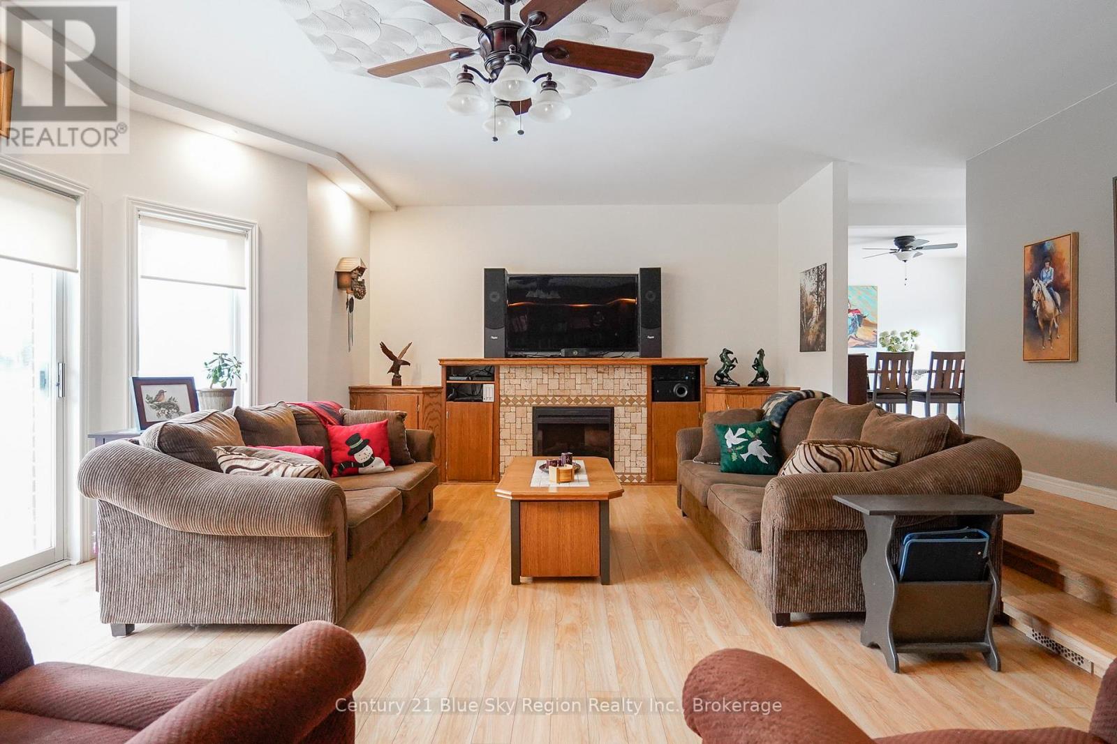 592 Genesee Lake Road, Powassan, Ontario  P0H 1Z0 - Photo 32 - X12995586