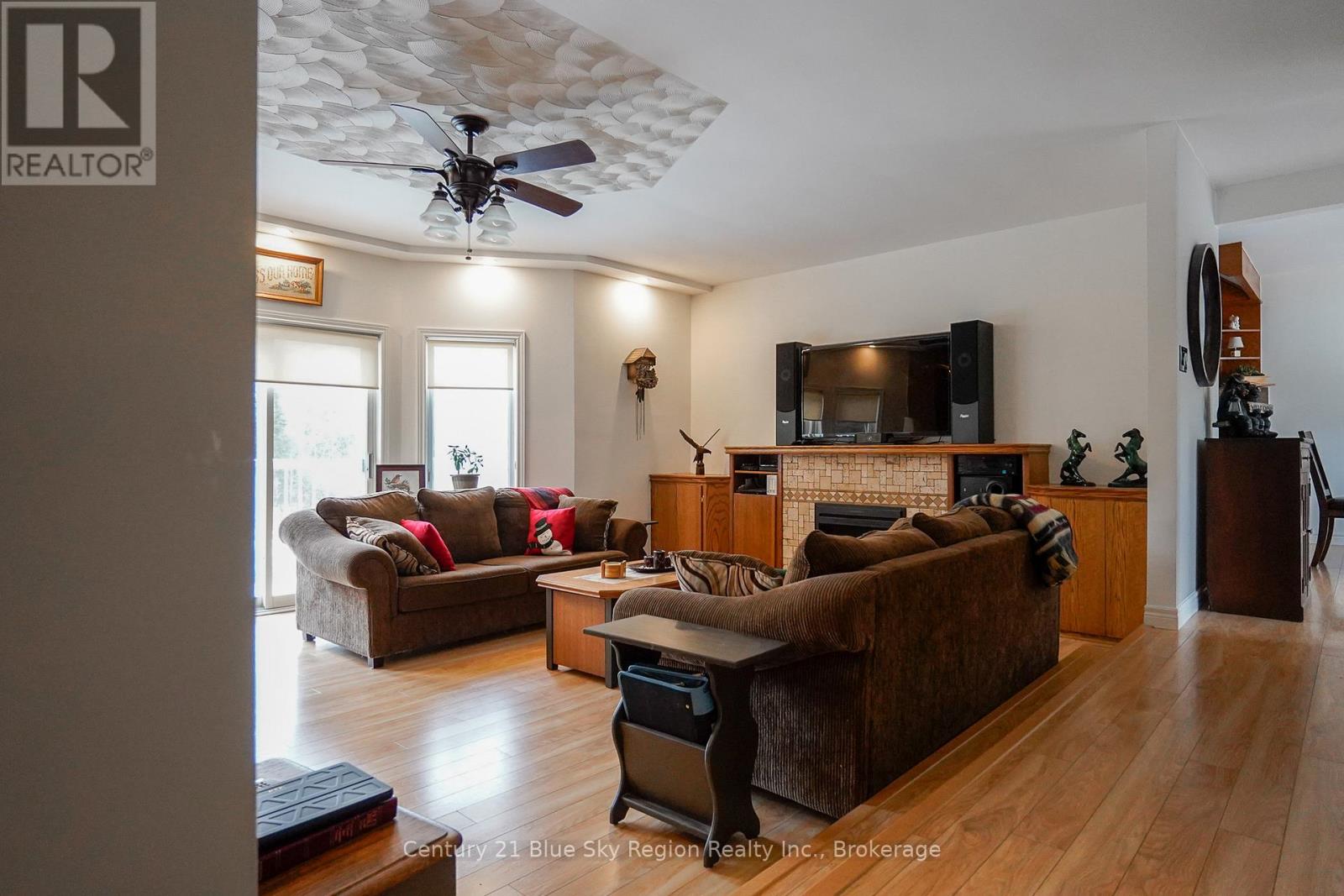 592 Genesee Lake Road, Powassan, Ontario  P0H 1Z0 - Photo 34 - X12995586