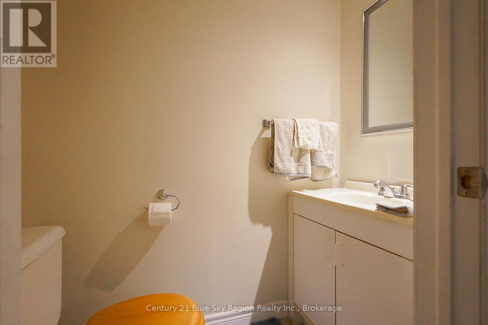 592 Genesee Lake Road, Powassan, Ontario  P0H 1Z0 - Photo 47 - X12995586