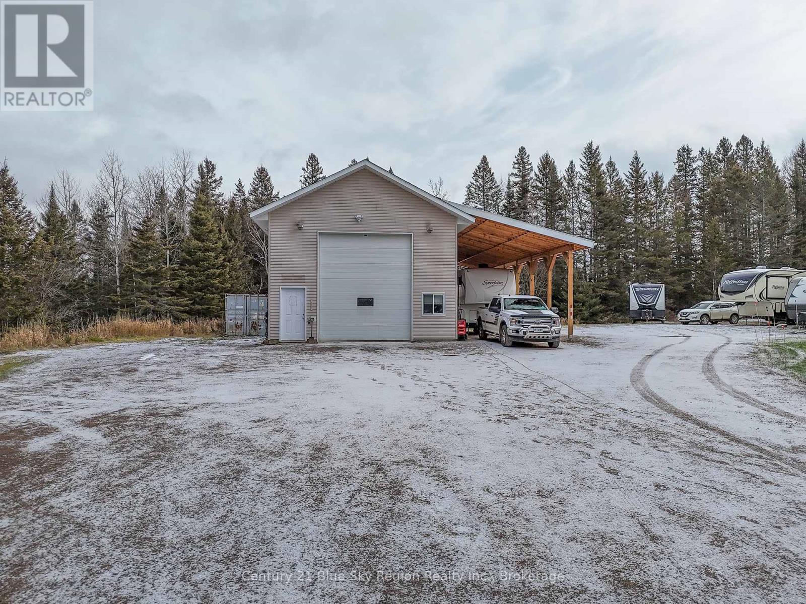 592 Genesee Lake Road, Powassan, Ontario  P0H 1Z0 - Photo 7 - X12995586