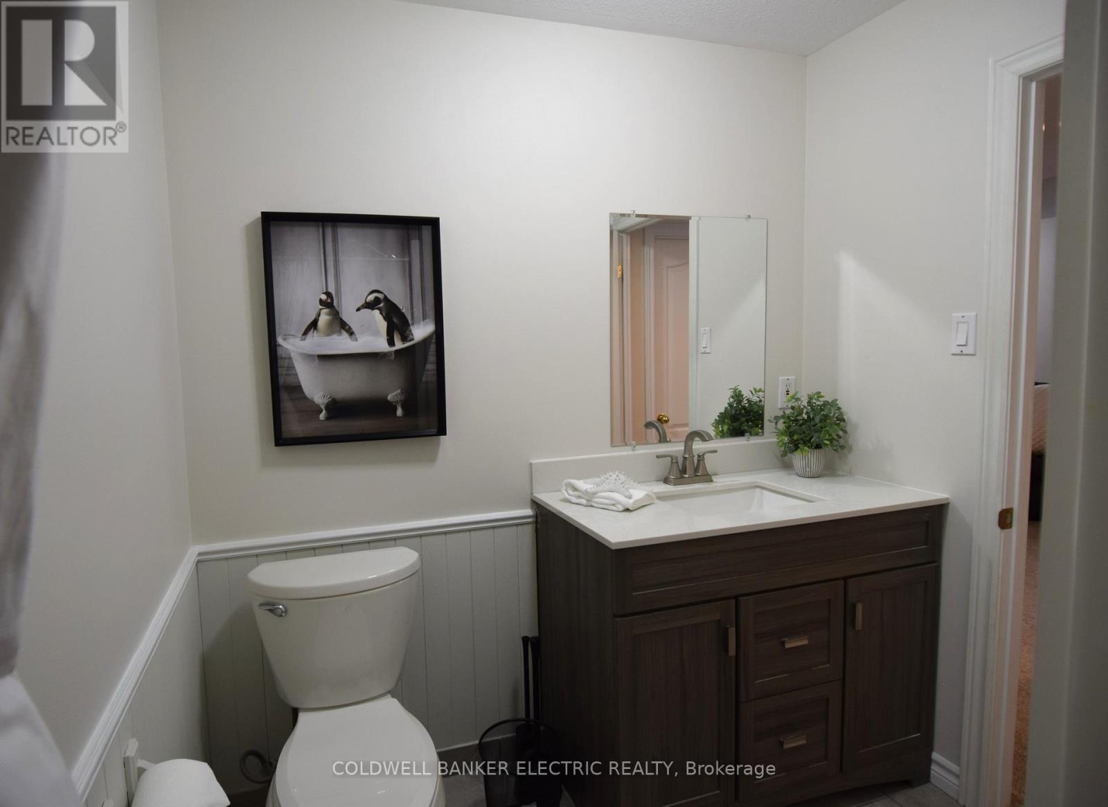 121 Haden Avenue, Peterborough, Ontario  K9H 7P6 - Photo 25 - X12835108