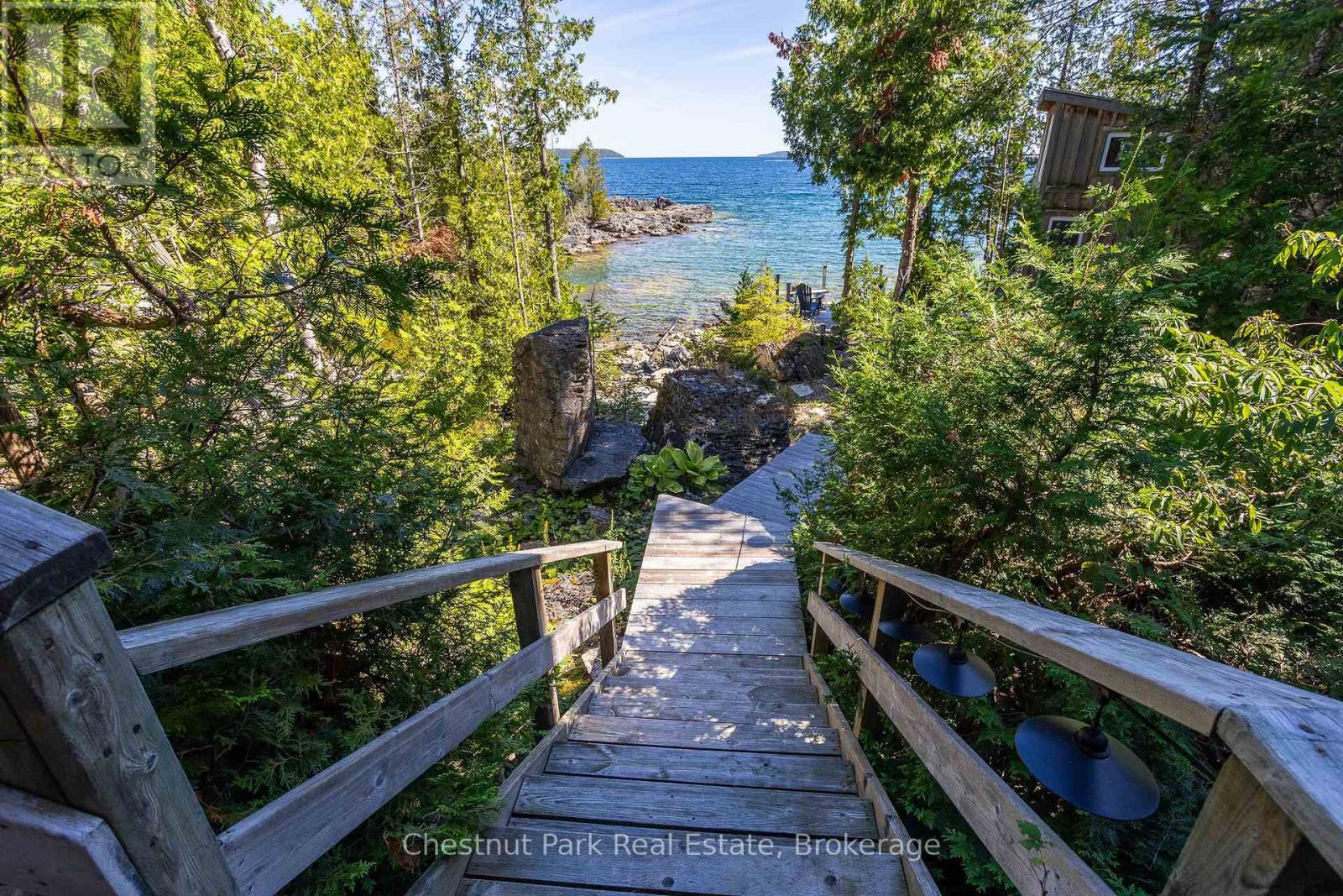 67 Grant Watson Drive, Northern Bruce Peninsula, Ontario  N0H 2R0 - Photo 17 - X12995478