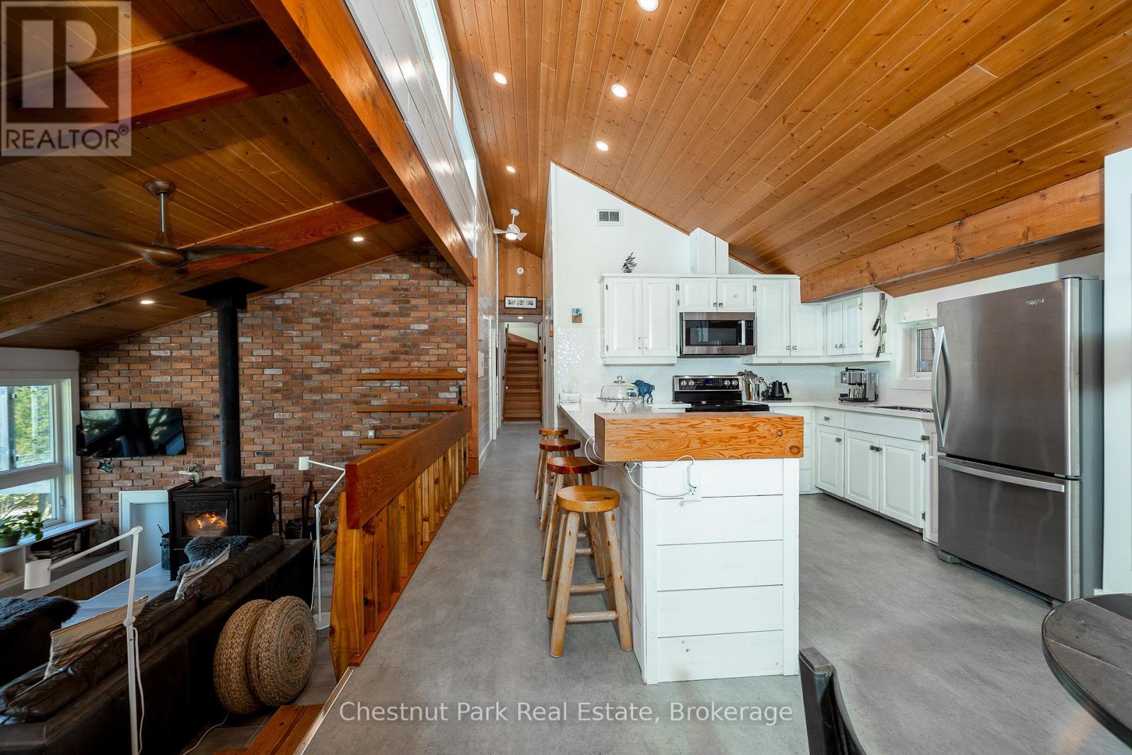 67 Grant Watson Drive, Northern Bruce Peninsula, Ontario  N0H 2R0 - Photo 35 - X12995478