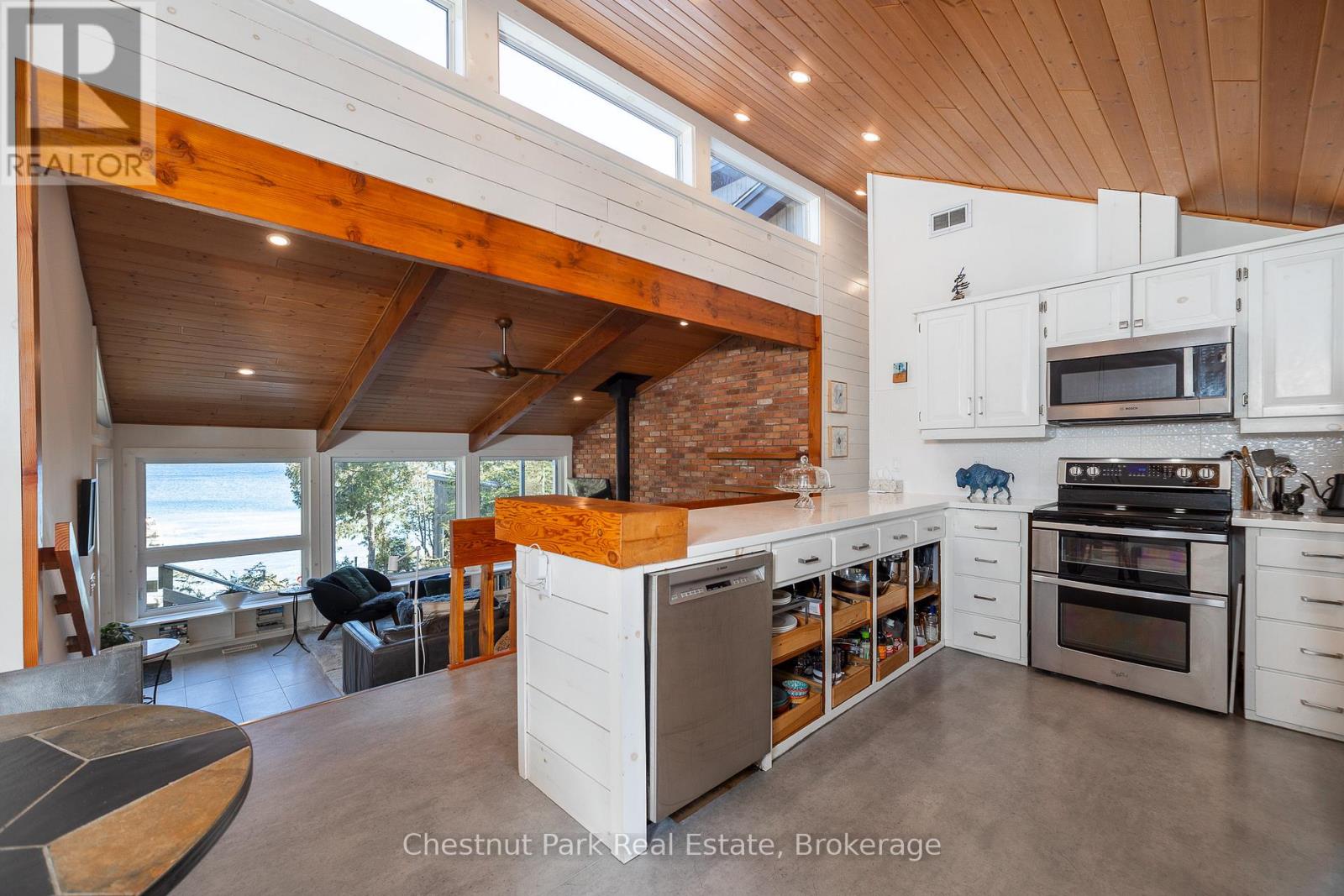 67 Grant Watson Drive, Northern Bruce Peninsula, Ontario  N0H 2R0 - Photo 37 - X12995478