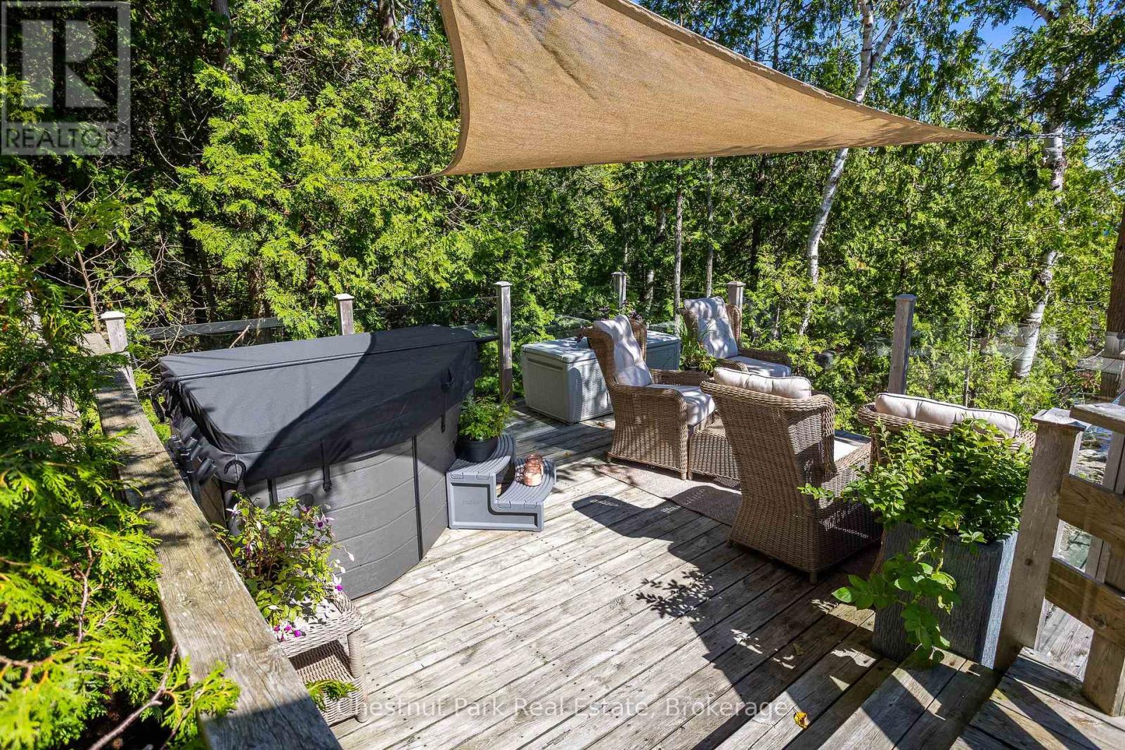 67 Grant Watson Drive, Northern Bruce Peninsula, Ontario  N0H 2R0 - Photo 5 - X12995478