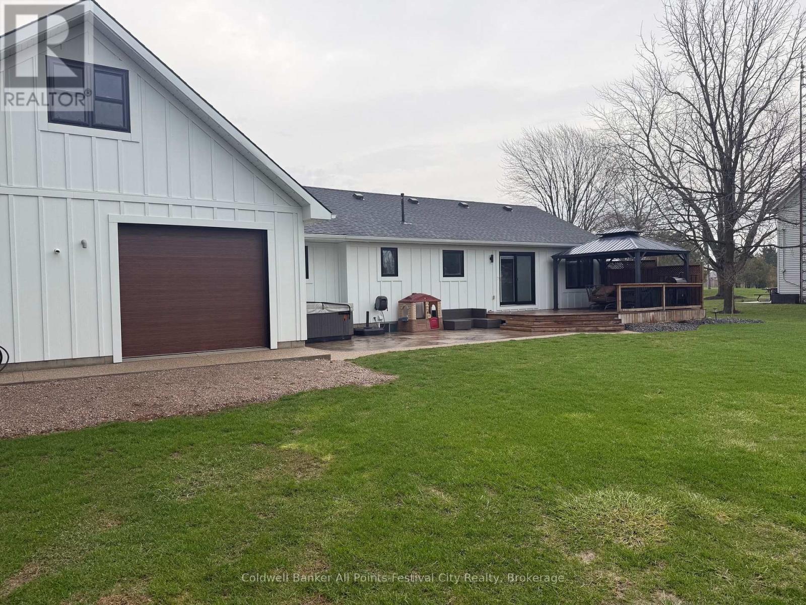 43 London Road, Ashfield-Colborne-Wawanosh, Ontario  N7A 3X9 - Photo 10 - X12995520