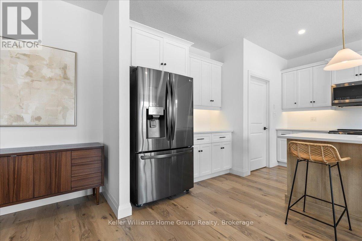 113 Walsh Street, Wellington North, Ontario  N0G 1A0 - Photo 12 - X12995714