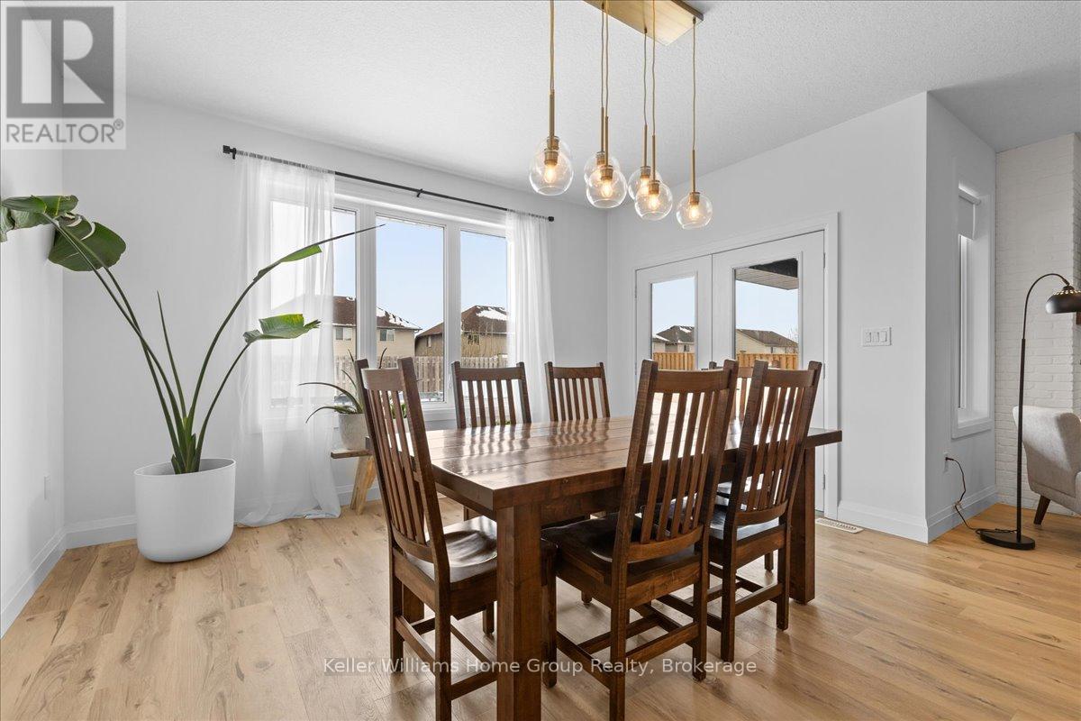 113 Walsh Street, Wellington North, Ontario  N0G 1A0 - Photo 9 - X12995714