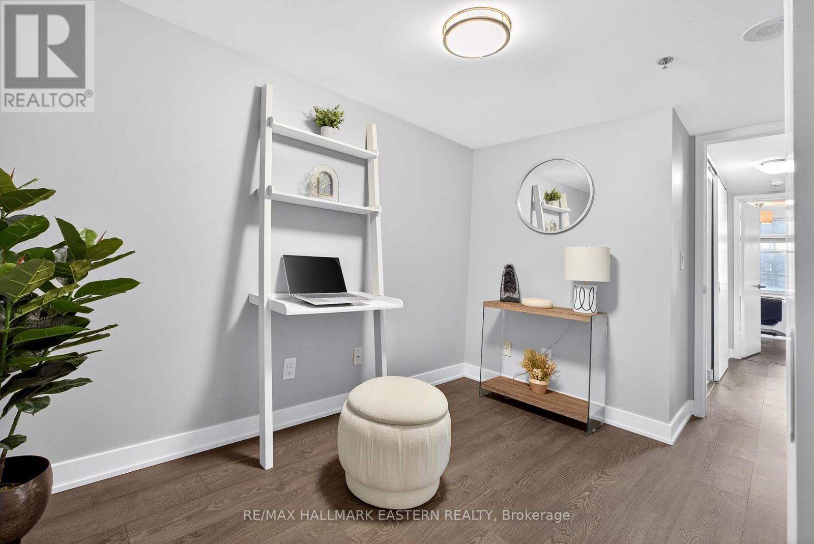 Th3 - 11 Superior Avenue, Toronto, Ontario M8V 0A7 - Photo 17 - W12995476