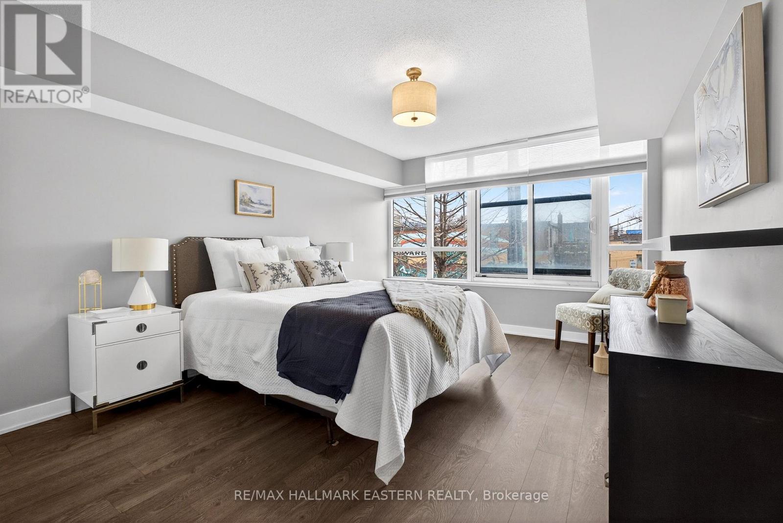 Th3 - 11 Superior Avenue, Toronto, Ontario M8V 0A7 - Photo 18 - W12995476