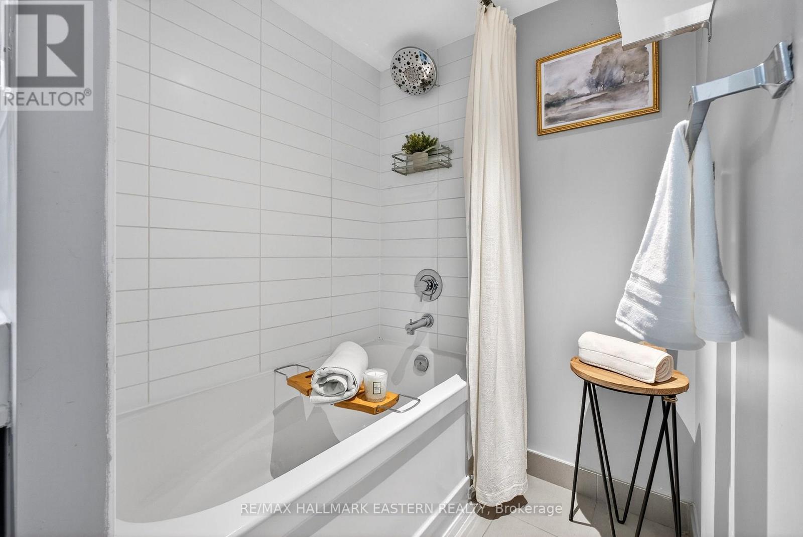 Th3 - 11 Superior Avenue, Toronto, Ontario M8V 0A7 - Photo 24 - W12995476