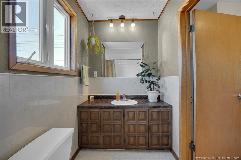 46 Somerset Street, Saint John, New Brunswick  E2K 2X4 - Photo 19 - NB137104