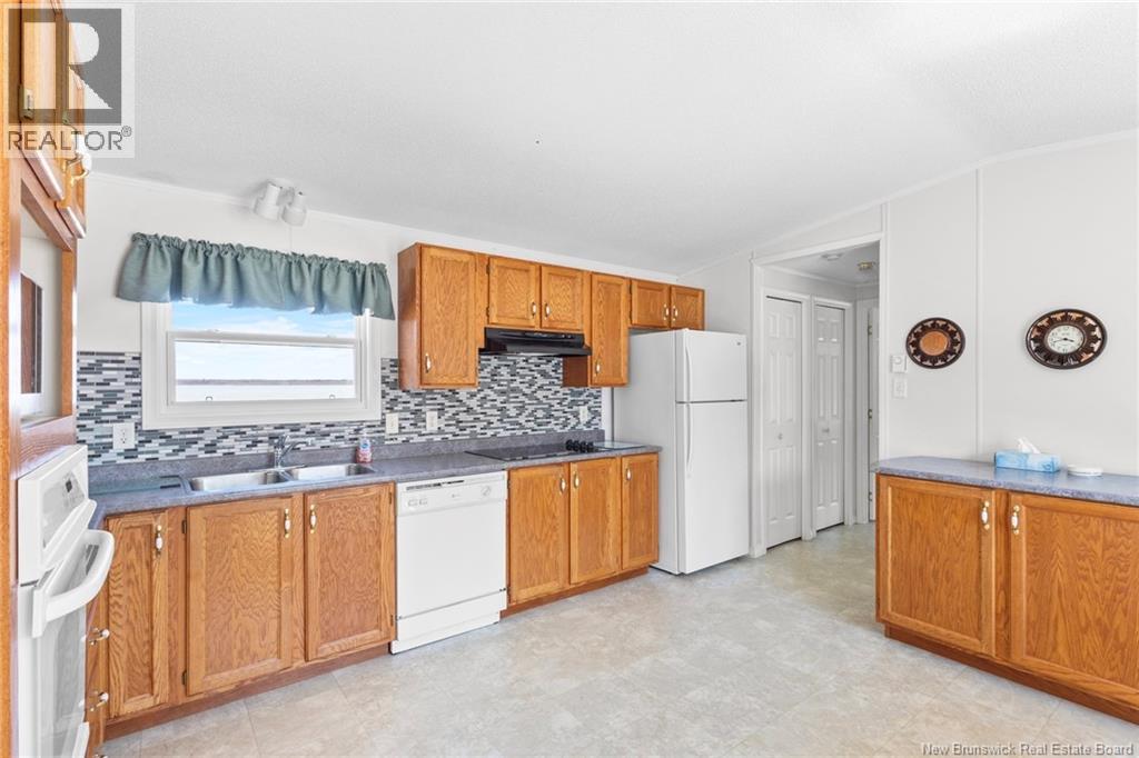 388 Cox Point Road, Cumberland Bay, New Brunswick  E4A 2X7 - Photo 17 - NB137126