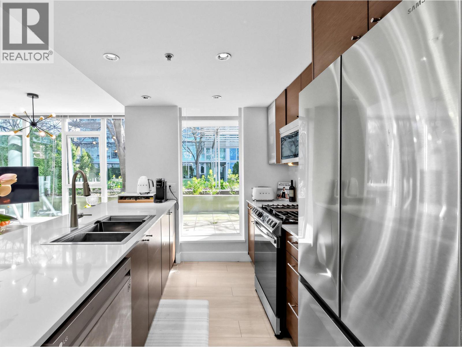 501 7371 Westminster Highway, Richmond, British Columbia  V6X 0B4 - Photo 2 - R3108299