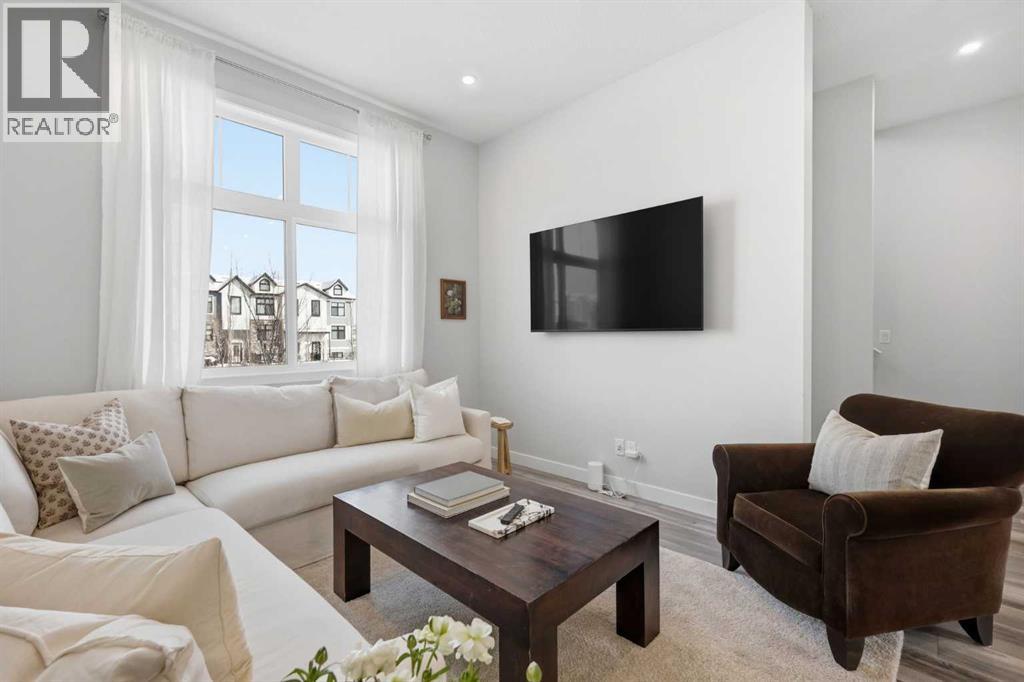 38 Les Jardins Park Se, Calgary, Alberta  T2C 5V3 - Photo 9 - A2298166