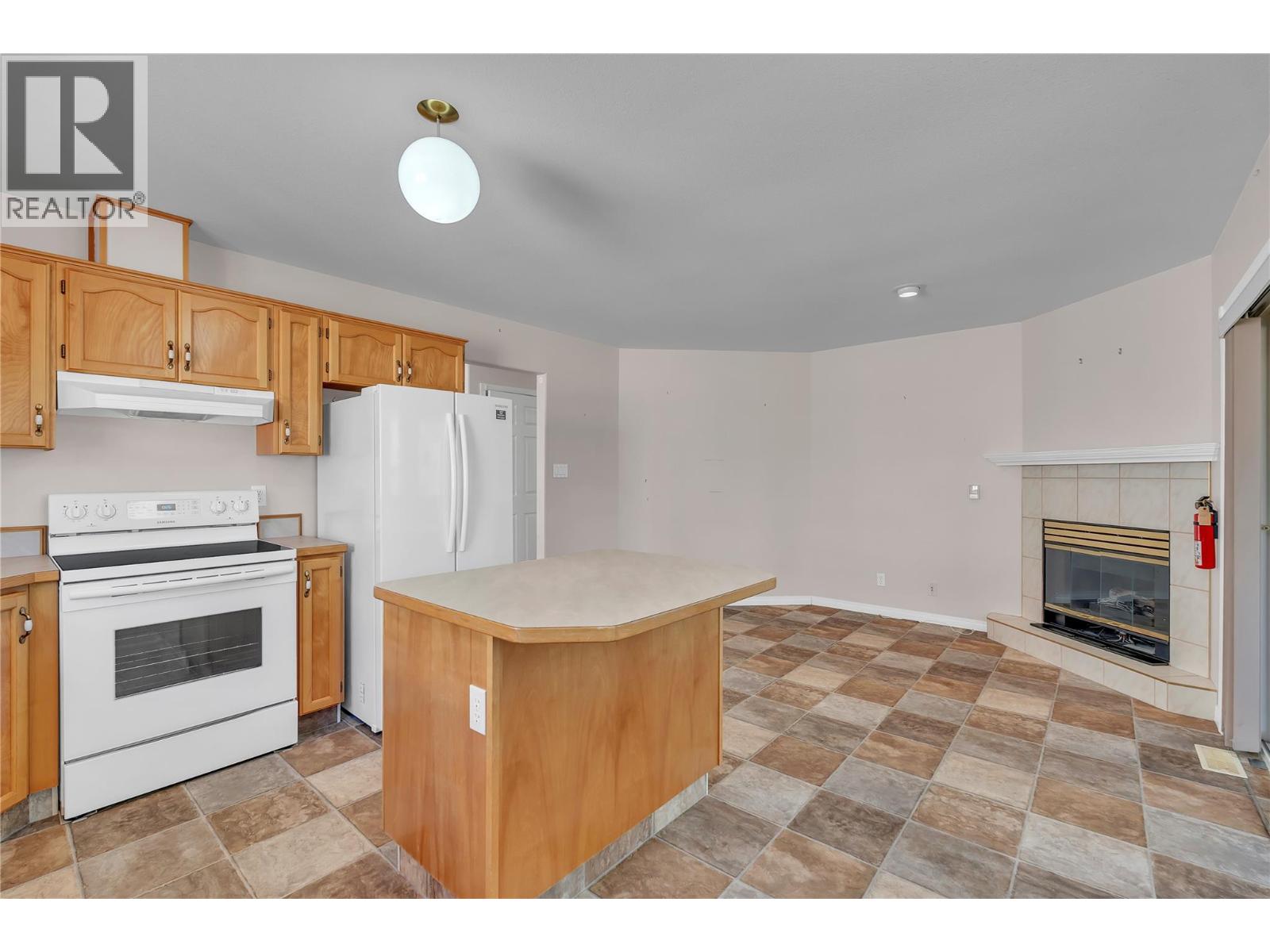 1634 Carmi Avenue Unit# 139, Penticton, British Columbia  V2A 8K5 - Photo 9 - 10383033