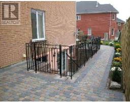 64 KINGMOUNT CRESCENT, Richmond Hill, Ontario