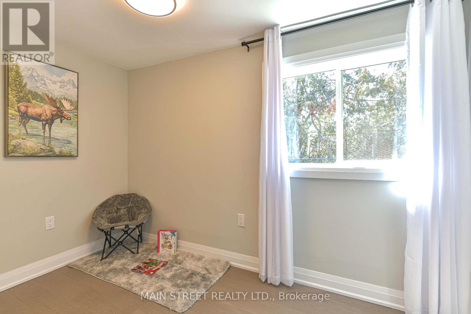 1079 Sylvan  Glen Drive, Ramara, Ontario  L0K 1B0 - Photo 8 - S12993842