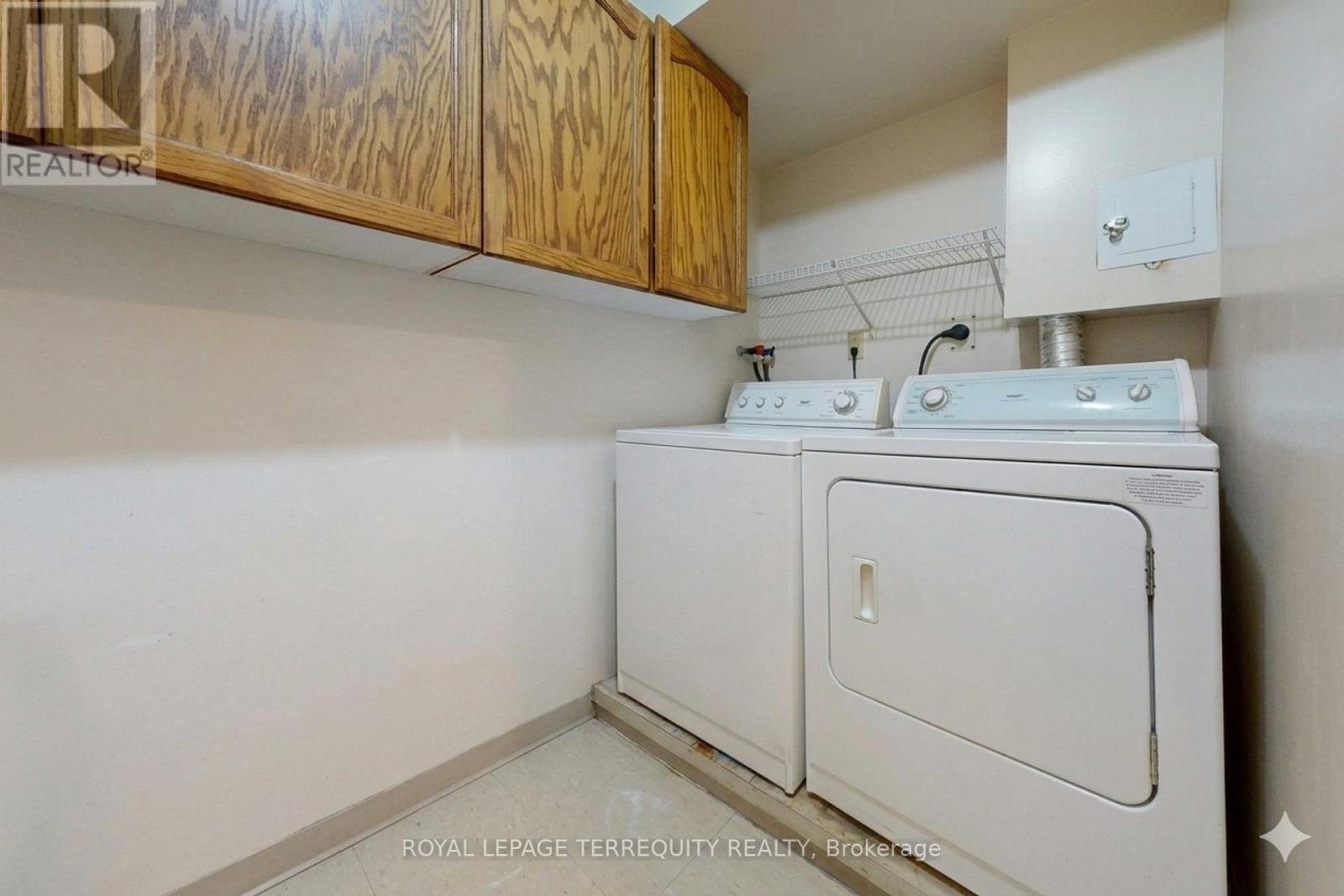 211 - 20 Cherrytree Drive, Brampton, Ontario  L6Y 3V1 - Photo 10 - W12994794