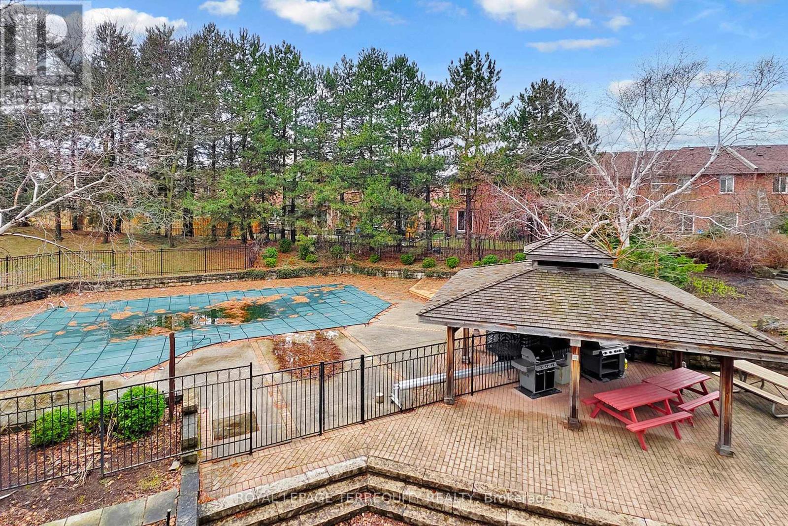 211 - 20 Cherrytree Drive, Brampton, Ontario  L6Y 3V1 - Photo 16 - W12994794