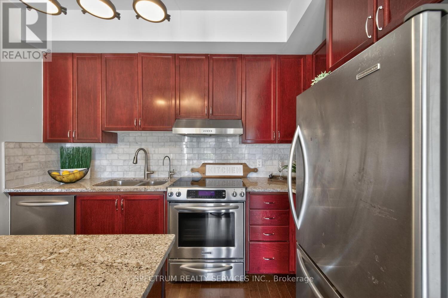 23 - 60 Fairwood Circle, Brampton (Sandringham-Wellington), Ontario  L6R 0Y6 - Photo 19 - W12993078