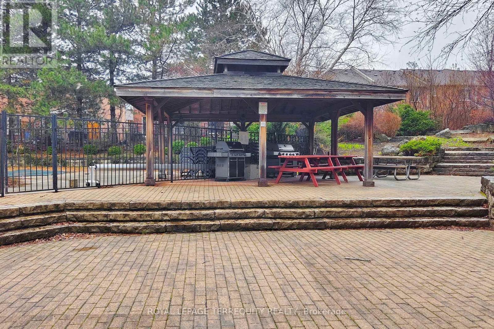 211 - 20 Cherrytree Drive, Brampton, Ontario  L6Y 3V1 - Photo 17 - W12994794